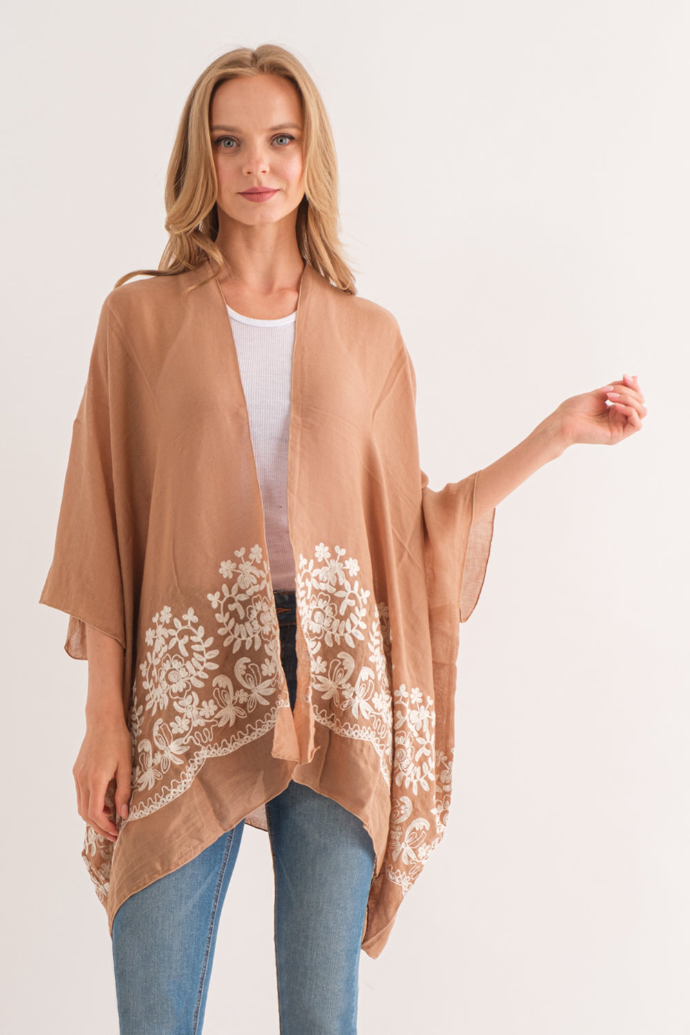 RAJ BLANCHE MOCHA BORDER EMBROIDERED KIMONO - quetzals