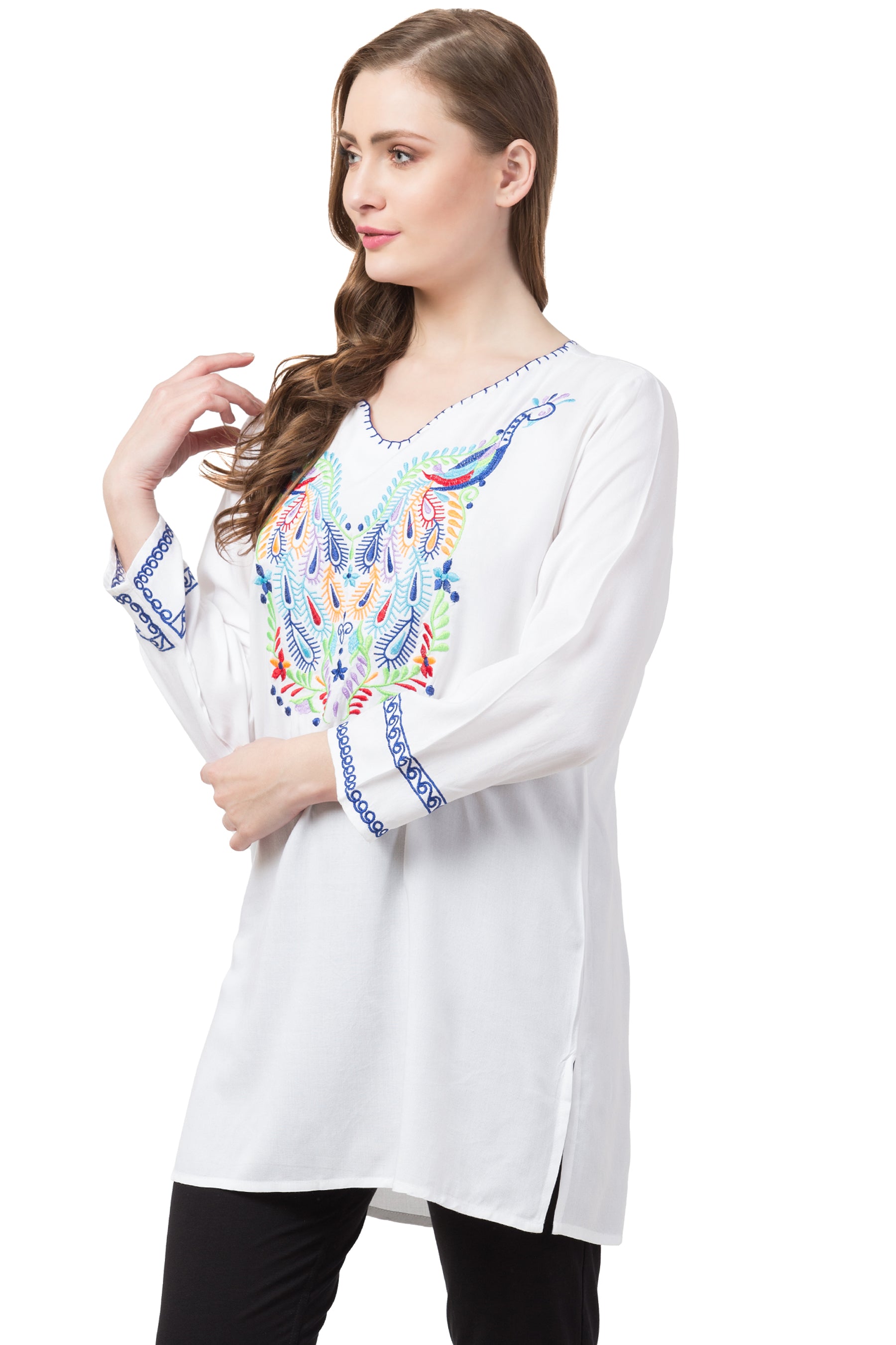 RAJ BLAZE WHITE EMBOIRDERED TOP - quetzals